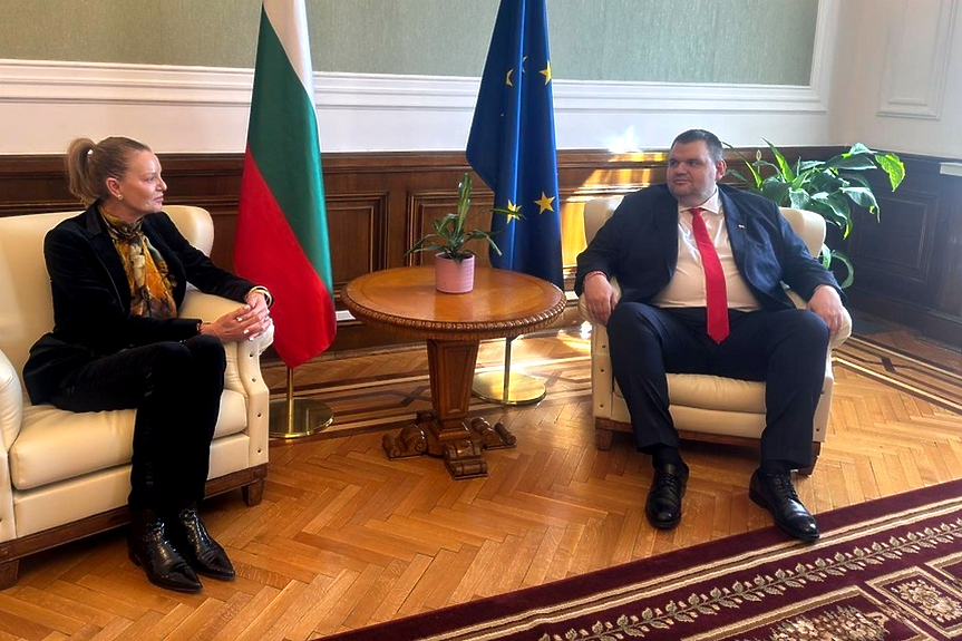 Социолог: Вкарването на спортисти в листите е експлоатация на имената им