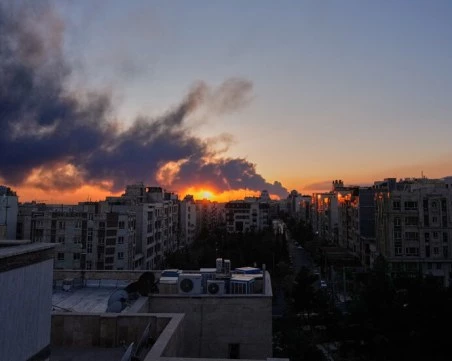 Израел е започнал мащабна вълна от удари срещу Техеран