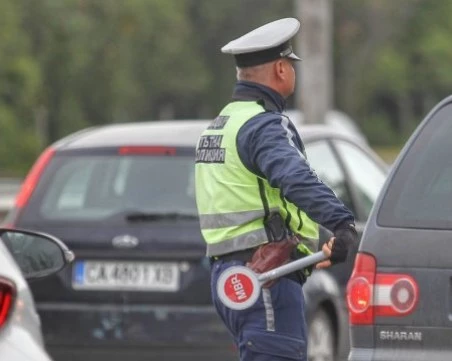 Полицията залови 18 пияни и 7 дрогирани зад волана за ден