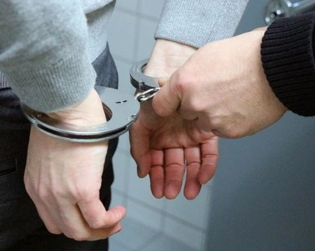 Убиецът на 11-годишната Никол наръга почти до смърт млада бургазлийка