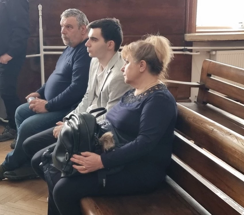 6 години затвор за шофьора, врязал се в заведение в Разград и убил трима