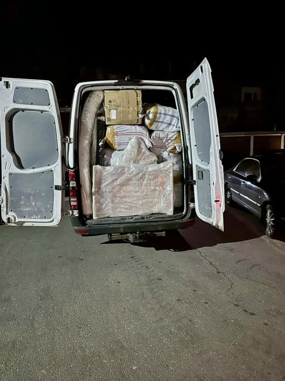 ГДБОП - Пловдив с акция срещу дрехи менте, три автомобила с над 4000 артикула са задържани