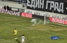 Дербито Ботев-Локо отново в делничен ден