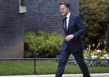 НАТО обсъжда най-добрият начин за отваряне на Ормузкия проток, заяви Марк Рюте