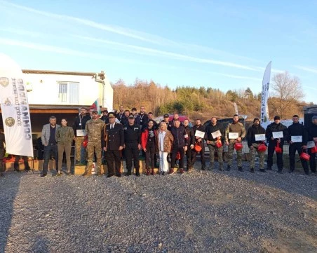 Почетоха паметта на Емил Шарков с благотворителен турнир, фондацията събра 14 451 евро