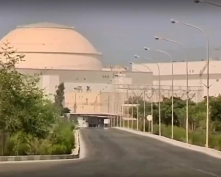 Снаряд падна в близост до иранската атомна централа в Бушехр