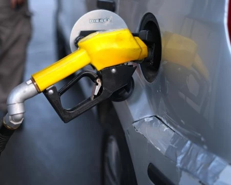 Заради поскъпването на горивата: Държавата отпуска 25 млн. евро за подкрепа на физически лица