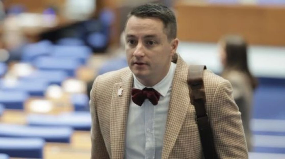 ДБ намекна за ветото на ПП Явор Божанков, рискували да не се разгистиран в някои области ите за изборите