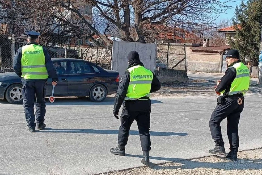 Мащабна акция на МВР в Пазарджишко, включиха жандармеристи от Пловдив