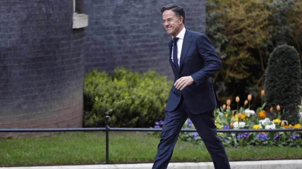 НАТО обсъжда най-добрият начин за отваряне на Ормузкия проток, заяви Марк Рюте