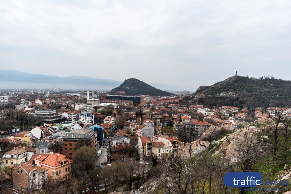 Времето в Пловдив остава облачно, валежите спират