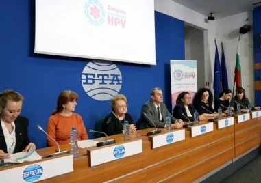 Министър Околийски: И двете ми дъщери са ваксинирани срещу HPV