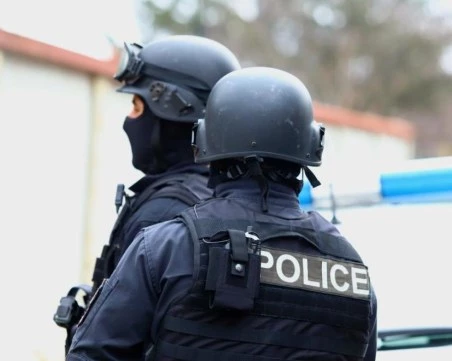 Двама са задържани по подозрения за купуване на гласове в Старозагорско