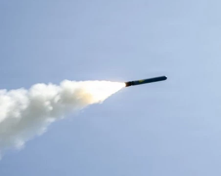 Иранска ракета порази най-голямата петролна рафинерия в Израел