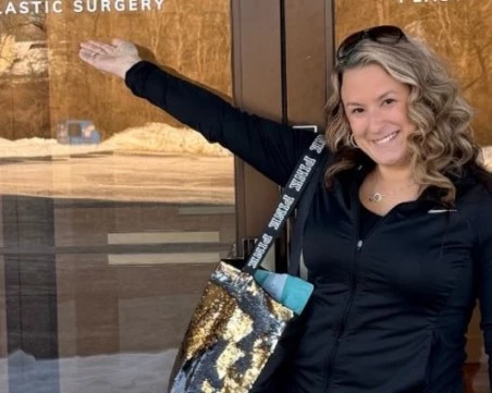 Още една TikTok инфлуенсърка почина след пластична операция