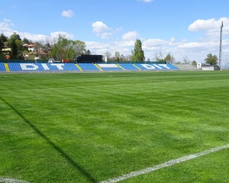 Септември за първи път ще играе на стадиона си в елита