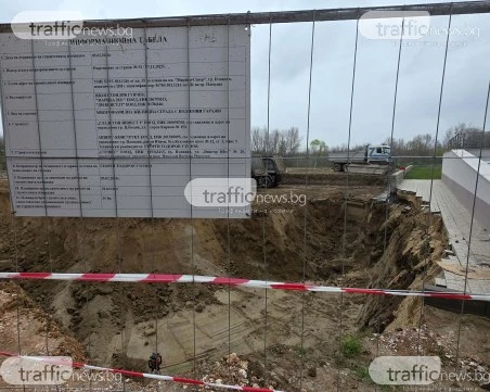 Синът на инвеститора на строежа до Марица: Извършихме контролирано събаряне на оградата