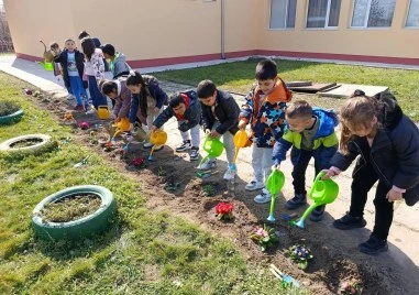 Децата от ДГ „Мечта в Маноле станаха „Пазители на водата