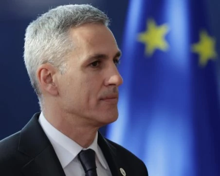 Служебният премиер Гюров обяви: Ще се оттеглим от Съвета за мир на Тръмп