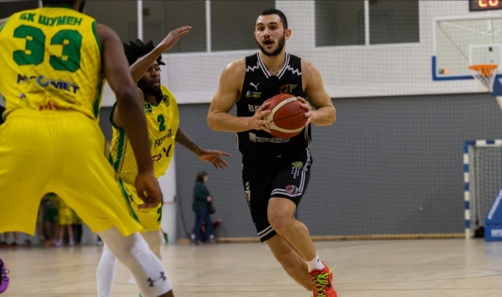 Баскетболният Локомотив се справи с Шумен като гост
