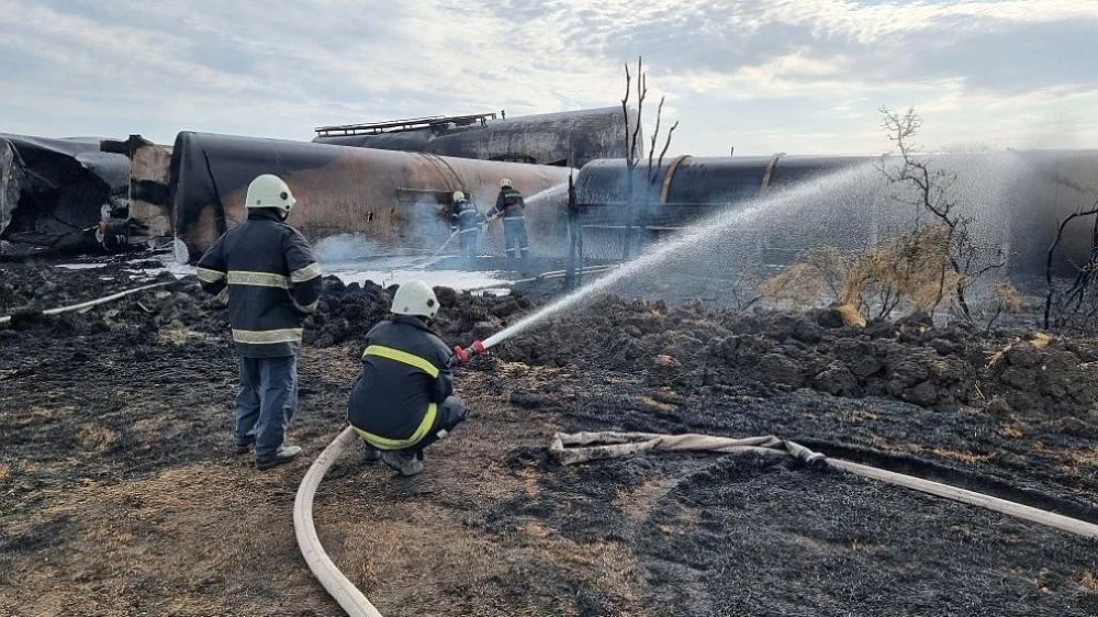 Екологична опасност: Замърсена е почва след влаковата катастрофа край Пясъчево