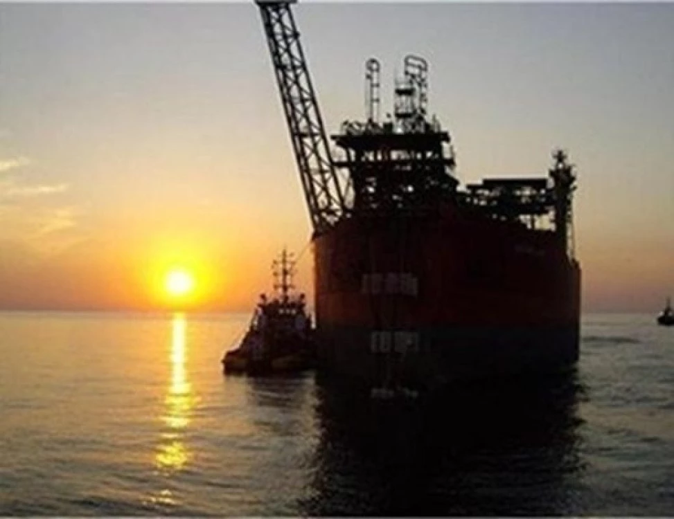 САЩ разреши покупката на ирански петрол