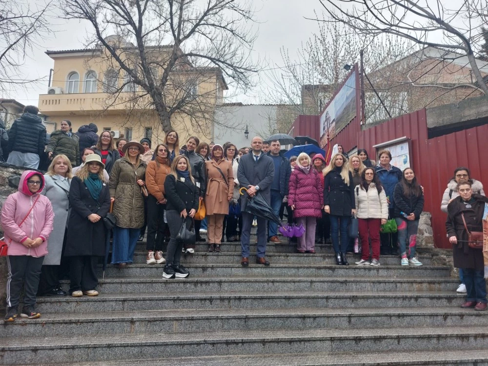 116 години традиции: СУ „Пейо Кр. Яворов