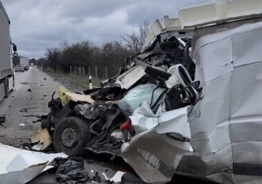 Има загинал при тежката катастрофа на АМ Тракия