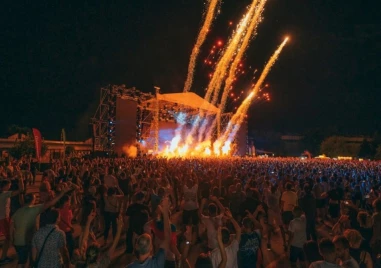 Кемпер зона за фестивалите на Гребната бори липсата на свободни легла