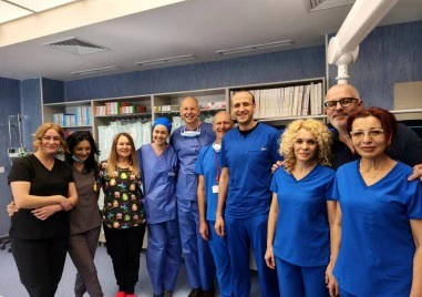 Международно признат кардиолог по TAVI процедури посети УМБАЛ „Свети Георги