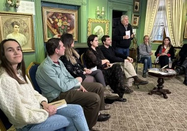 Сибила Алексова е носител националната награда за поезия Иван Николов