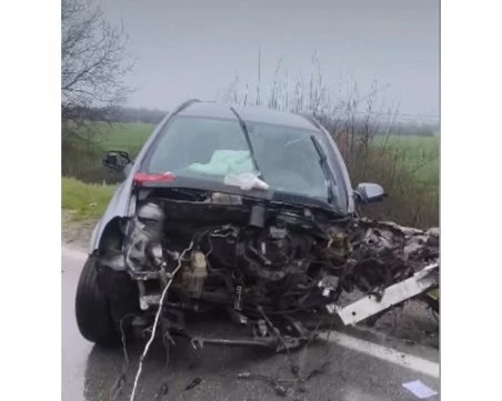 12-годишно дете пострада при катастрофа на пътя Велико Търново - Русе