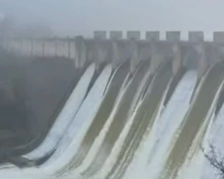 Три язовира у нас преливат, със 100% е запълнен „Асеновец