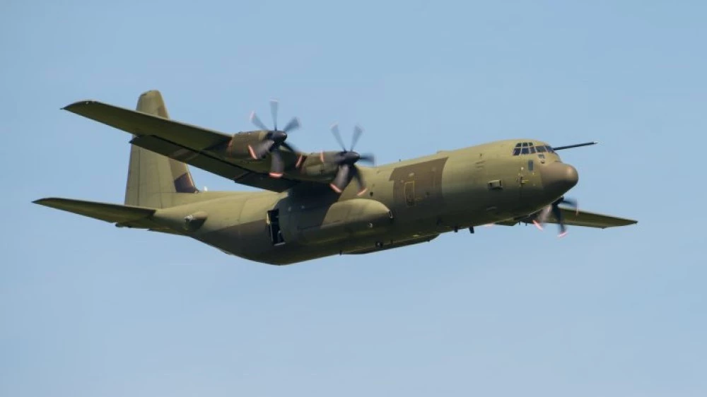 Военен самолет със 110 войници на борда се разби в Колумбия