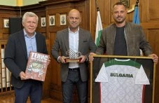 Кметът Костадин Димитров с признание от Българската федерация по тенис