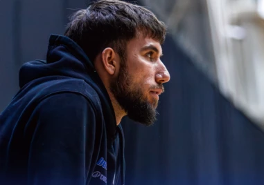 Академик остана без основен баскетболист преди решителната част от сезона