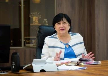 Бившата шефка на Апелативен съд Пловдив се пенсионира, Съдийската колегия към ВСС я награди