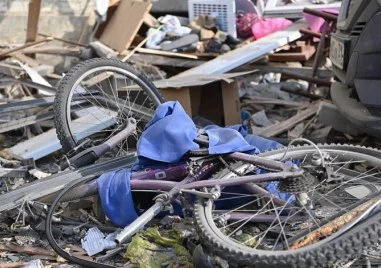 Най-малко четирима души са били убити при днешните руски въздушни удари по Украйна