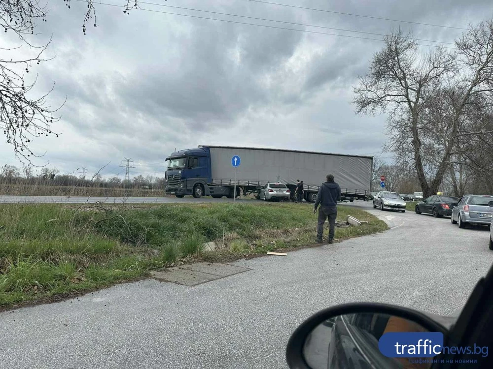 Починал е тежко раненият в катастрофата между Пловдив и Садово