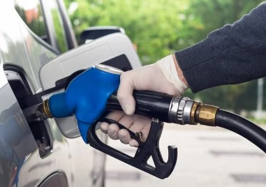 Словения ограничи продажбата на гориво до 50 литра на зареждане