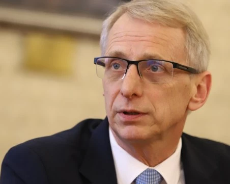 Денков: Очакваме Радев да назове корупцията и решенията срещу нея