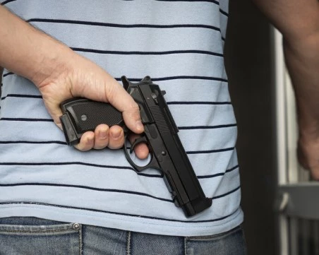 Обществено порицание за ученика, стрелял в класна стая в Хасково