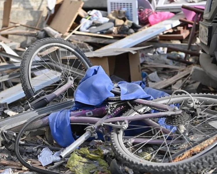 Най-малко четирима души са били убити при днешните руски въздушни удари по Украйна