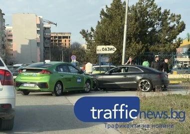 Катастрофа на кръстовище в Кючук Париж блокира голяма артерия