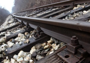 Влак уби жена край Стара Загора, блокиран е железопътният трафик в района