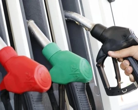 Почти всеки пети българин ще може да получи помощ от 20 евро заради скъпите горива