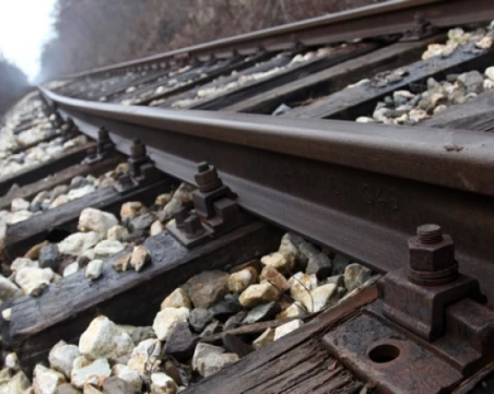 Влак уби жена край Стара Загора, блокиран е железопътният трафик в района