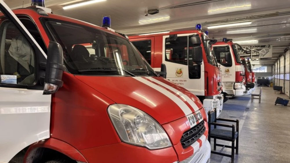 50 пожара са потушени за изминалите 24 часа, един човек е пострадал