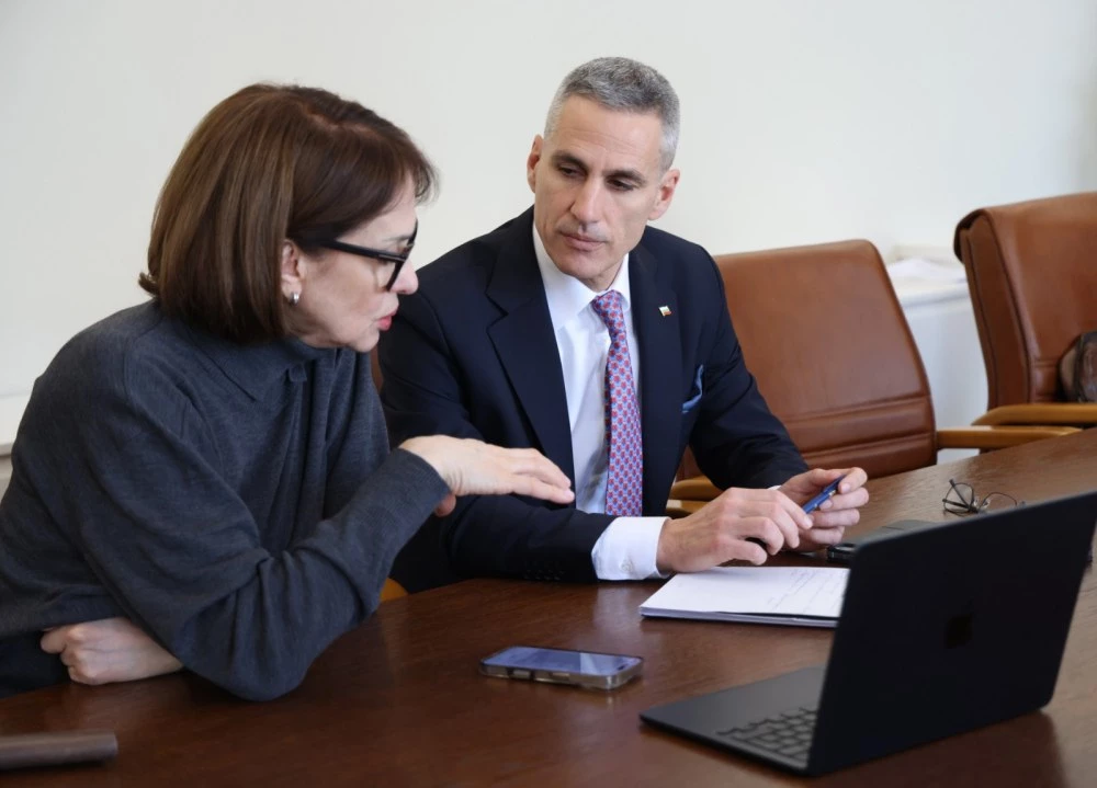 Христо Грозев ще подпомага правителството в борбата срещу хибридните заплахи и дезинформацията