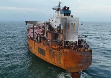 Атакуваха с дронове танкер край Босфора